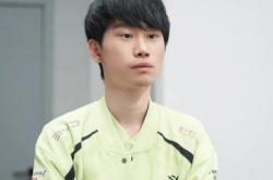 LOL热度严重下滑，多位职业选手都不(bù)想播了，纷纷直播玩(wán)其他游戯(xì)