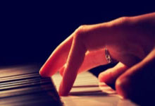 虎牙直播收罚单，林松涛节衣缩食