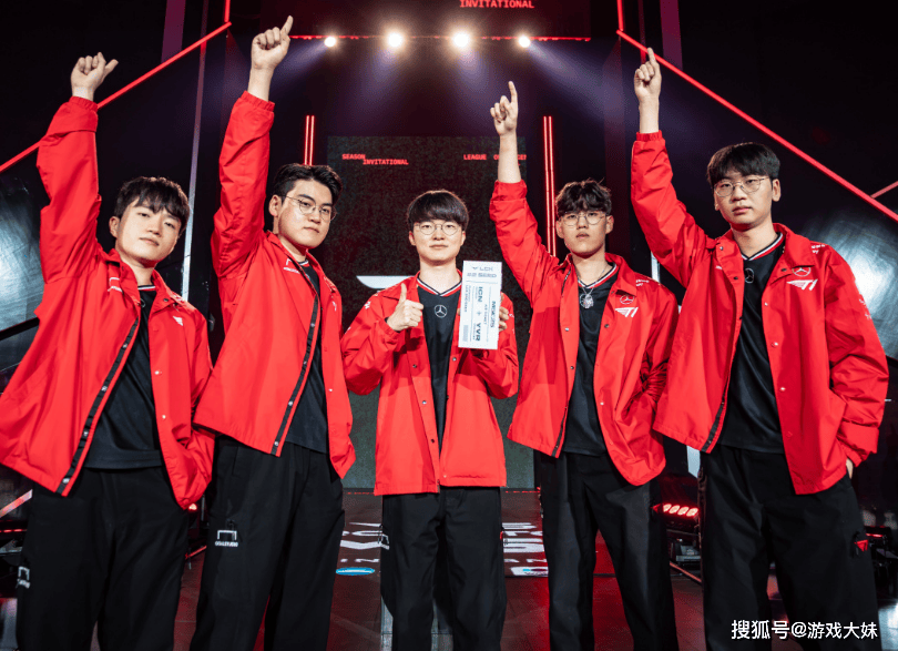 AL韩援辅助采访直言LCK会夺冠,被网友围攻,战队经理回应此事