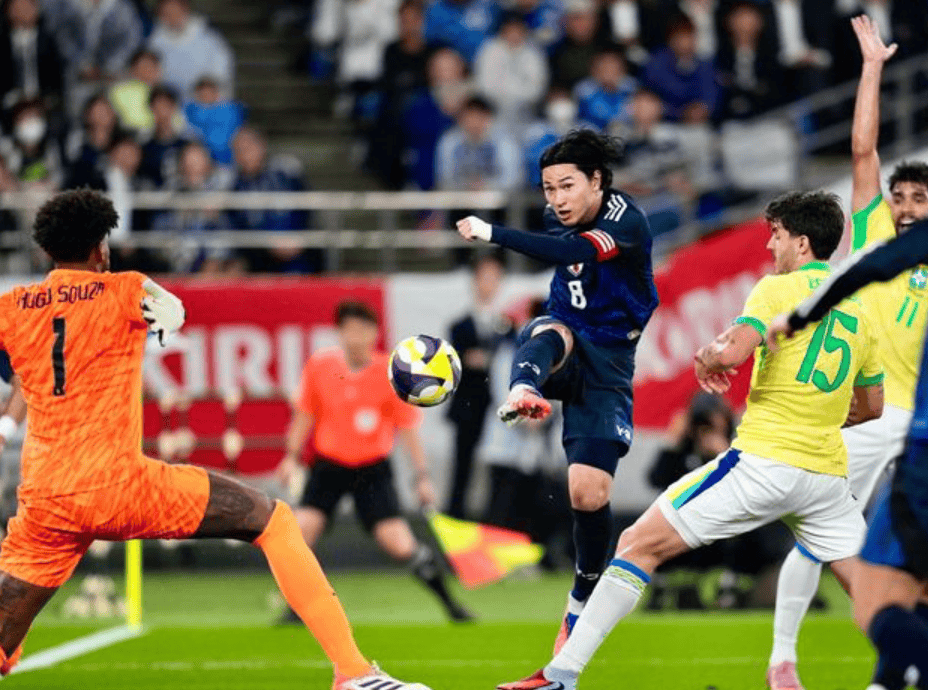 天哪：日本队3比2击败五星巴西，更让中国足球绝望的是比赛过程