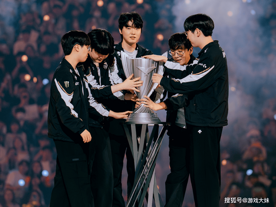 Chovy为何拿不到冠军?被曝光沉迷其他游戏,玩的比LOL还多