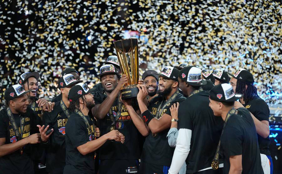 湖人媒体回击季中赛冠军质疑，粉丝反驳詹姆斯“毫不在乎”言论引热议