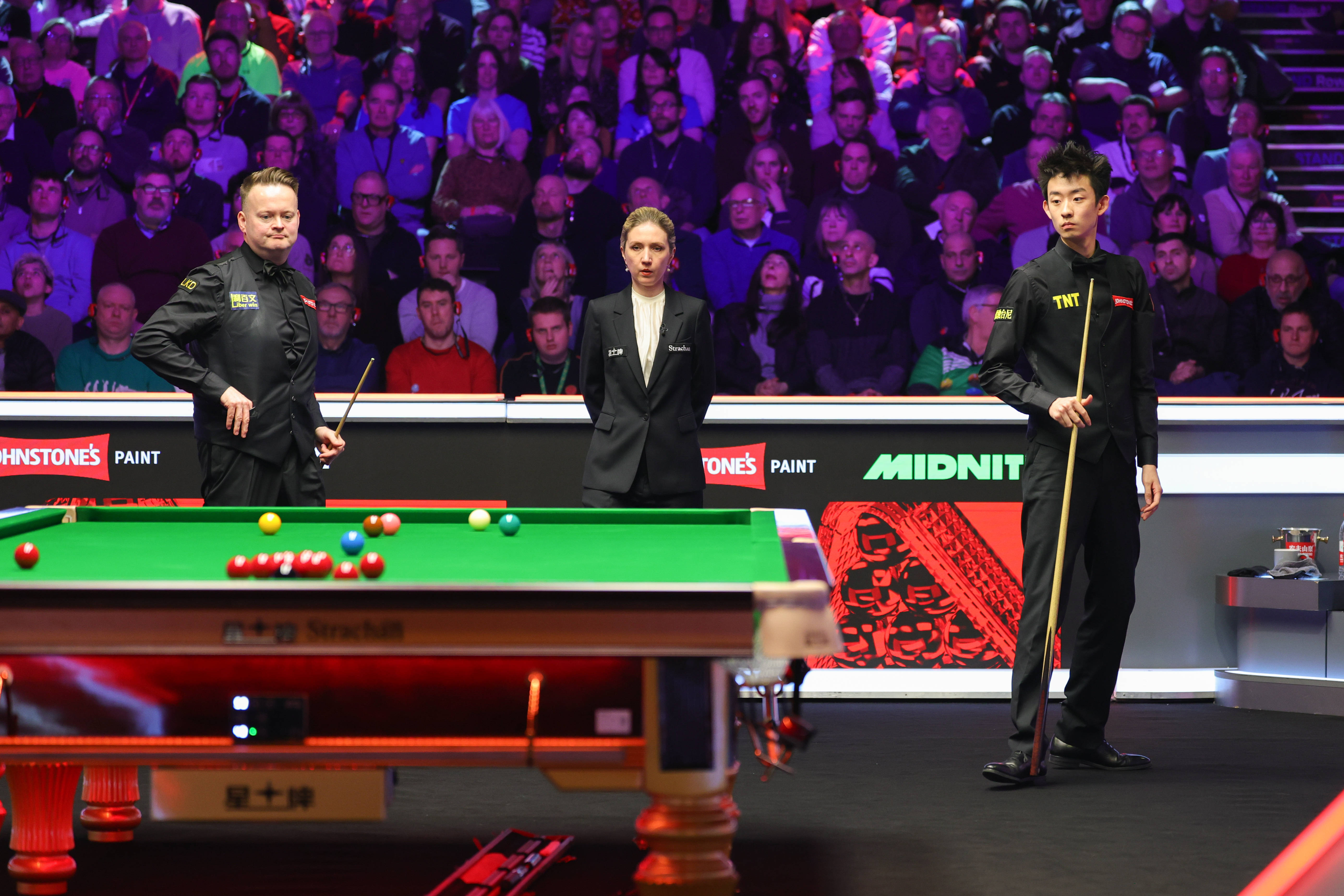 （体育）斯诺克——大师赛：吴宜泽晋级八强